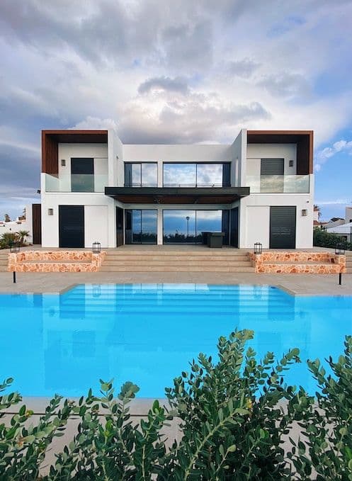 Apartment building financed by lendsimpl